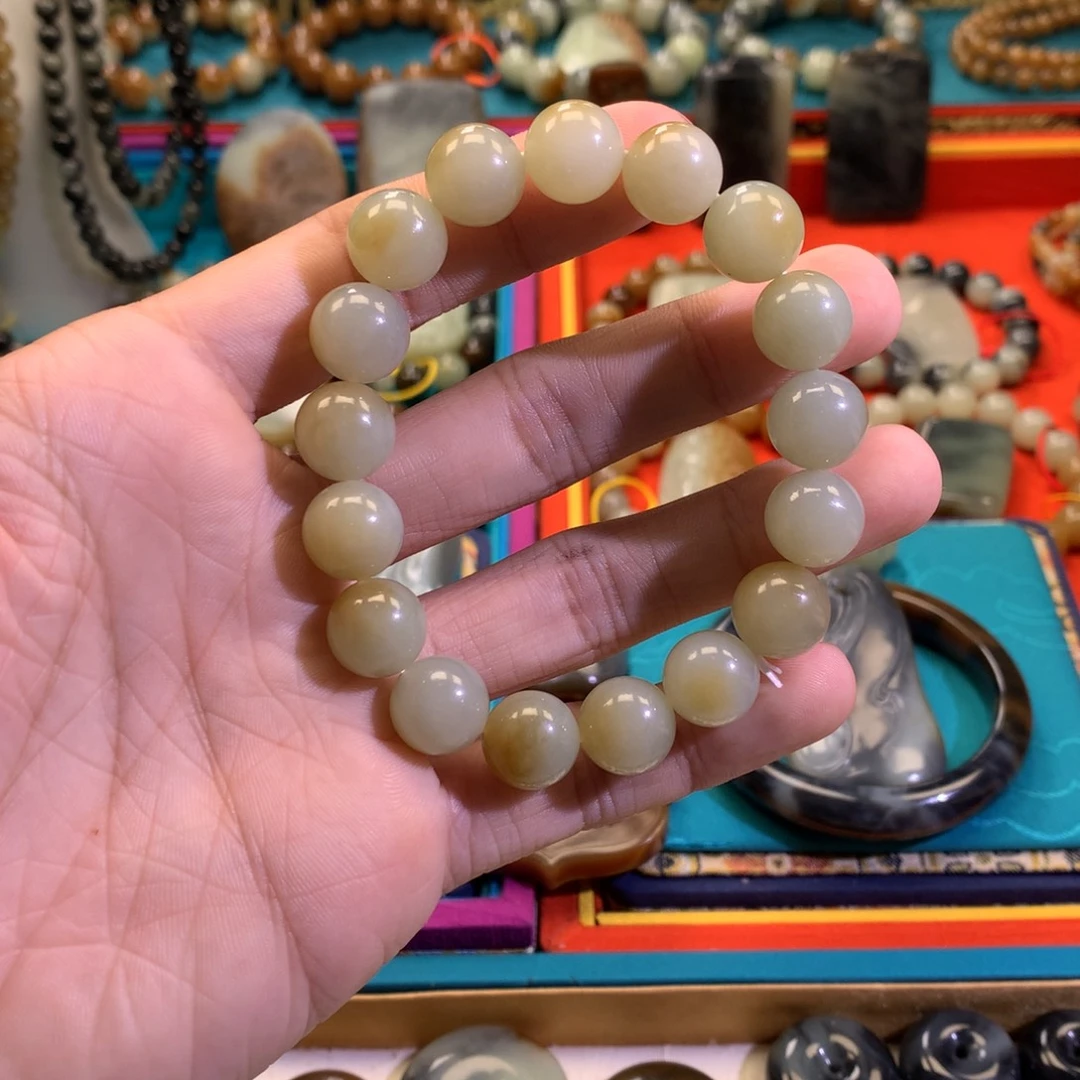 和田玉（糖玉）未镶嵌手链