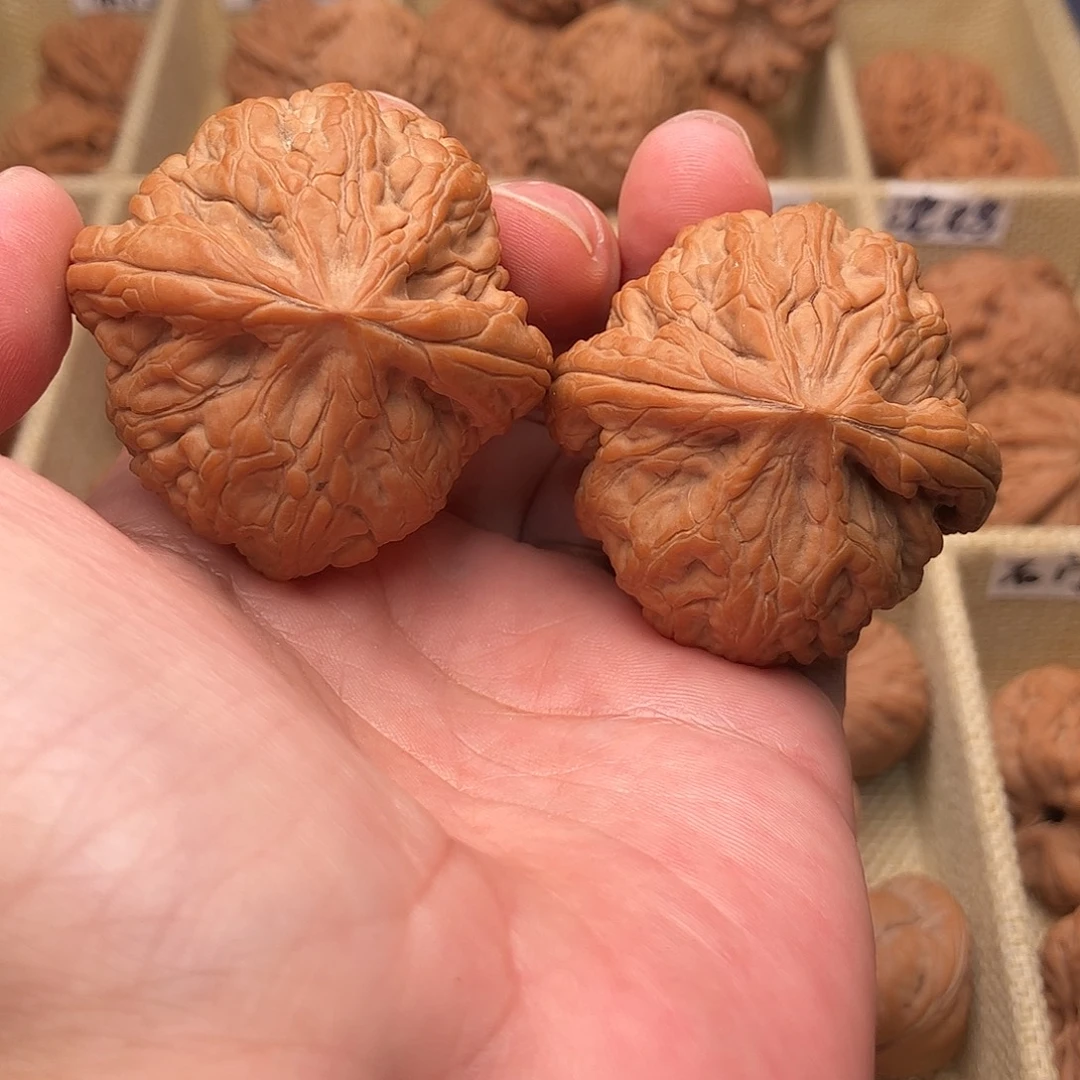 把件文玩核桃虎头王45（头货精品