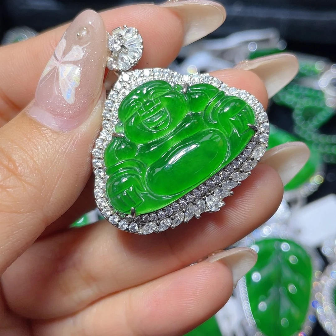 翡翠颈饰银S925镶嵌翡翠