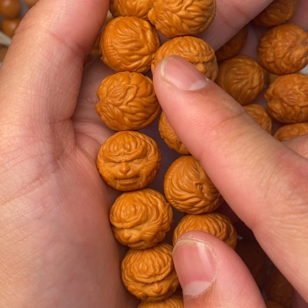 【闪购商品】猴头核桃吊坠東*邪猴头