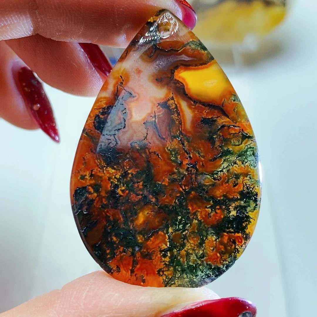 玛瑙/玉髓颈饰未镶嵌随**位