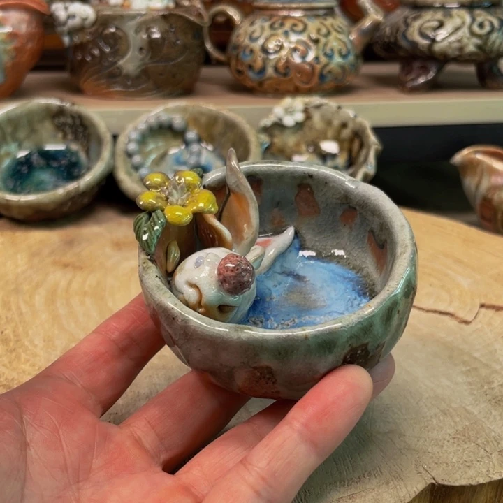 壶我们的确是一个人了