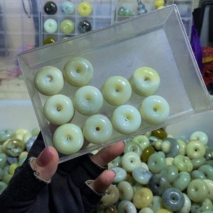 蛇纹石玉其他未镶嵌220