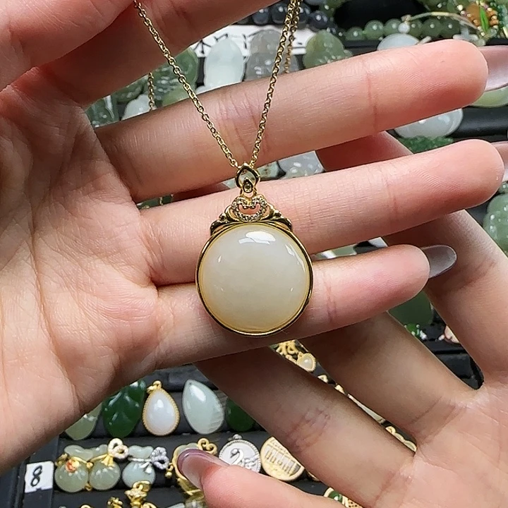 和田玉银S925镶嵌吊坠(赠链)