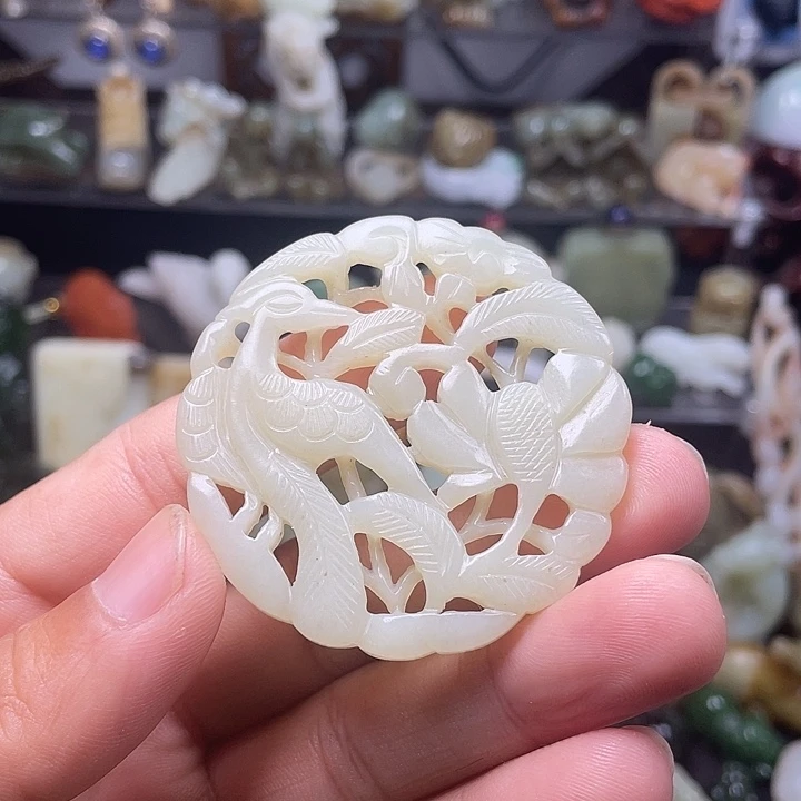 和田玉（糖玉）未镶嵌颈饰