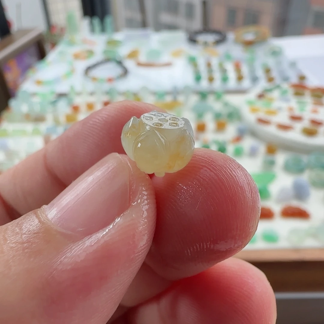 未镶嵌定制翡翠定制翡翠毛货不退不换
