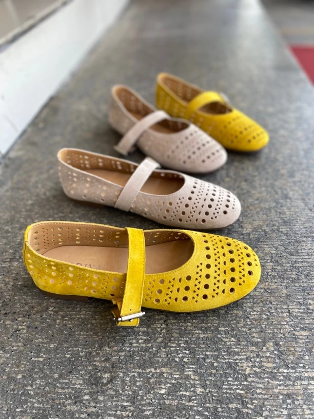 羊皮玛丽珍女平底2025夏季新款镂空洞洞鞋一脚蹬浅口软底女