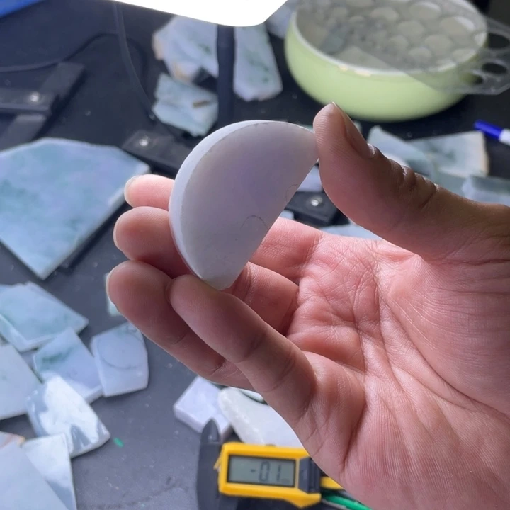 定制翡翠未镶嵌翡翠