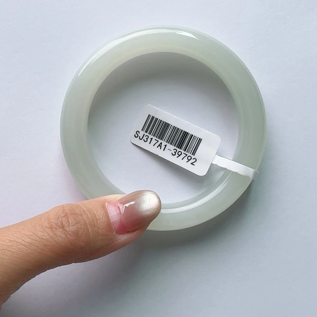 未镶嵌手镯和田玉52