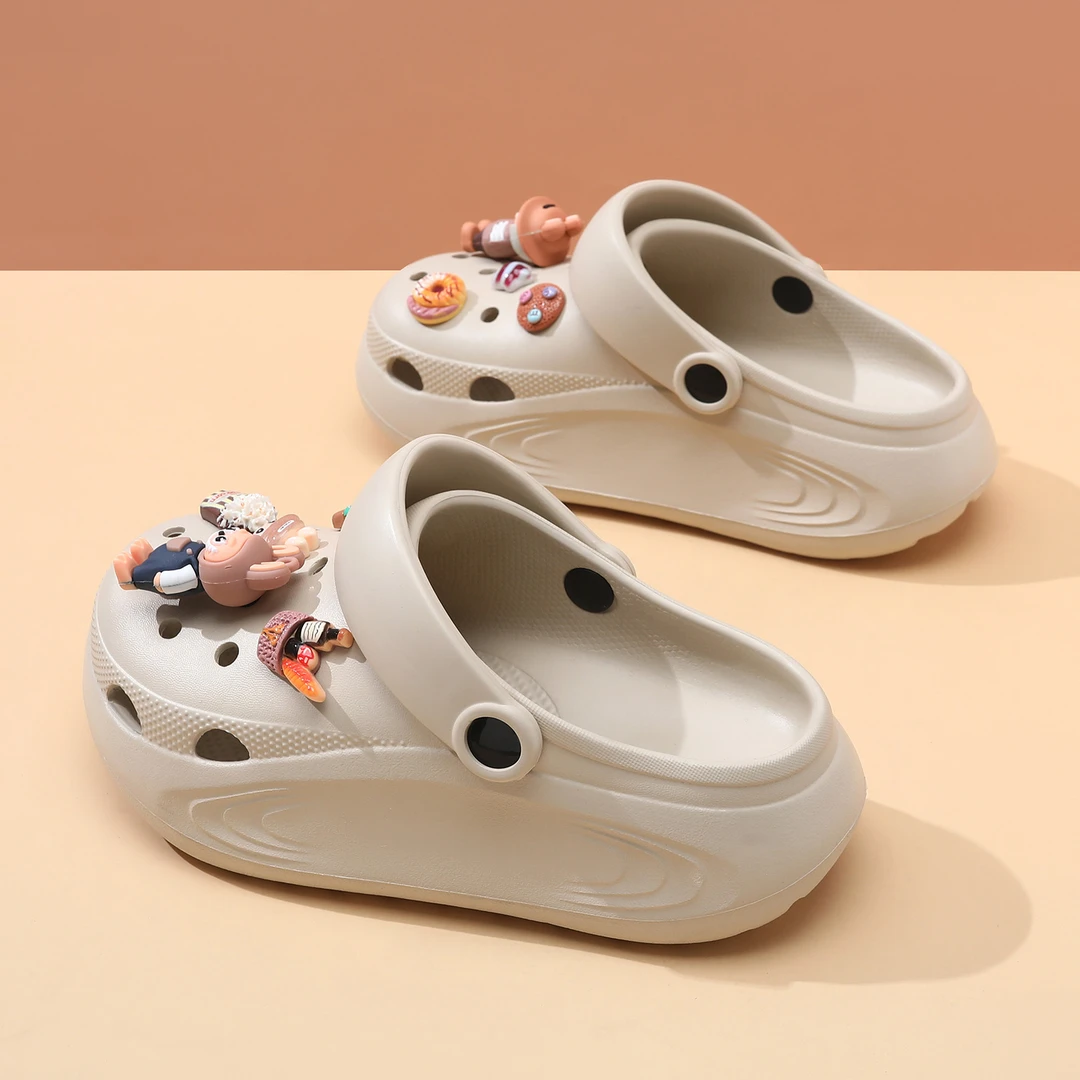 洞洞鞋女2025新款夏外穿厚底防滑时尚松糕底凉拖踩屎感海边沙滩鞋