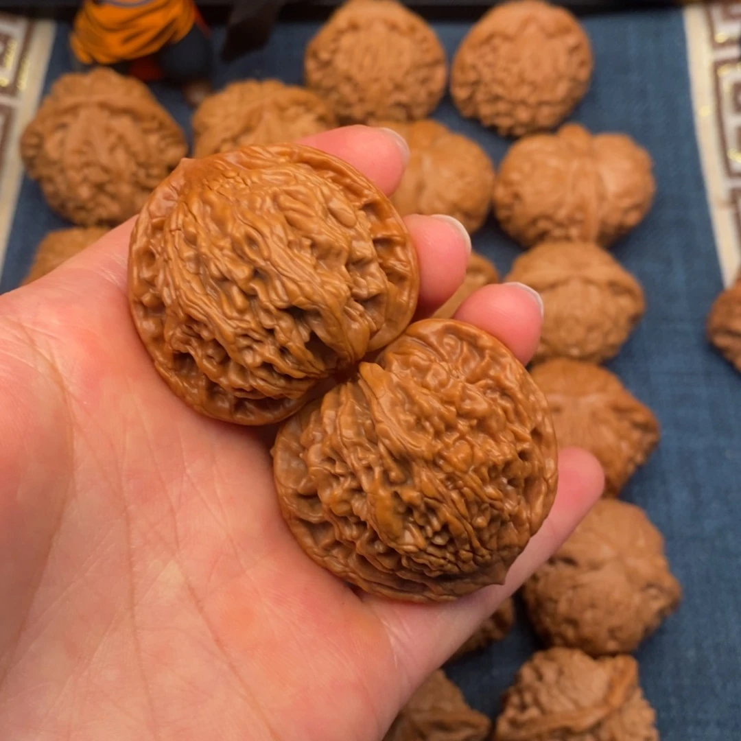 文玩核桃把件40全品精品虎头