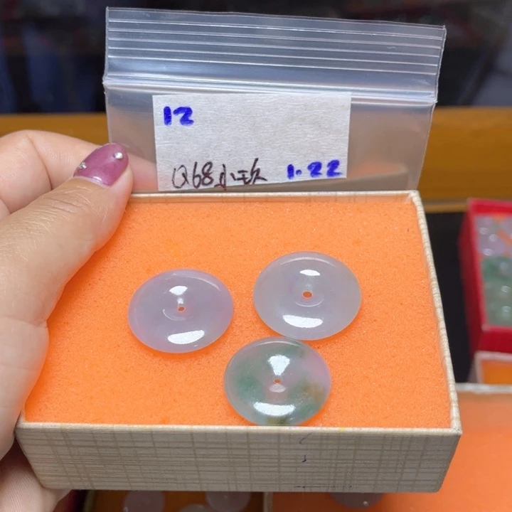 定制翡翠未镶嵌不