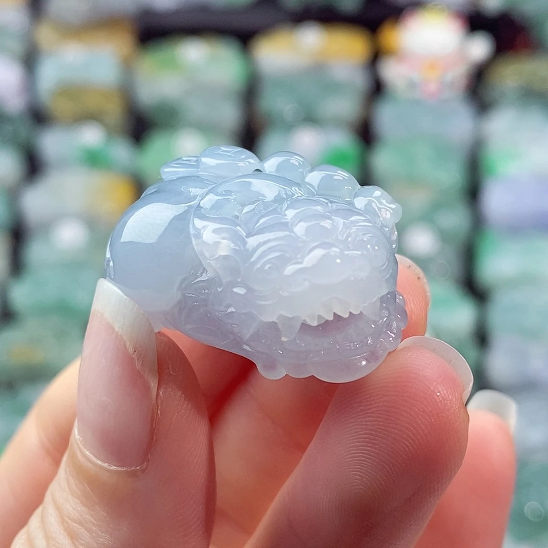 颈饰未镶嵌翡翠天然