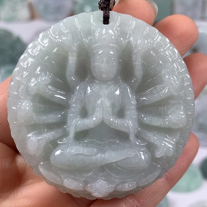 翡翠未镶嵌颈饰山水千手观音两面工艺有石纹介意勿拍