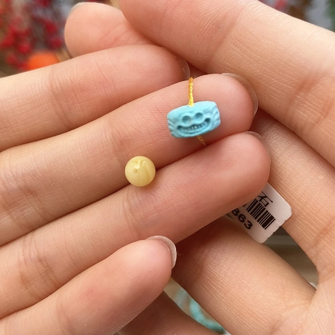 未镶嵌蜜蜡珠宝奇石