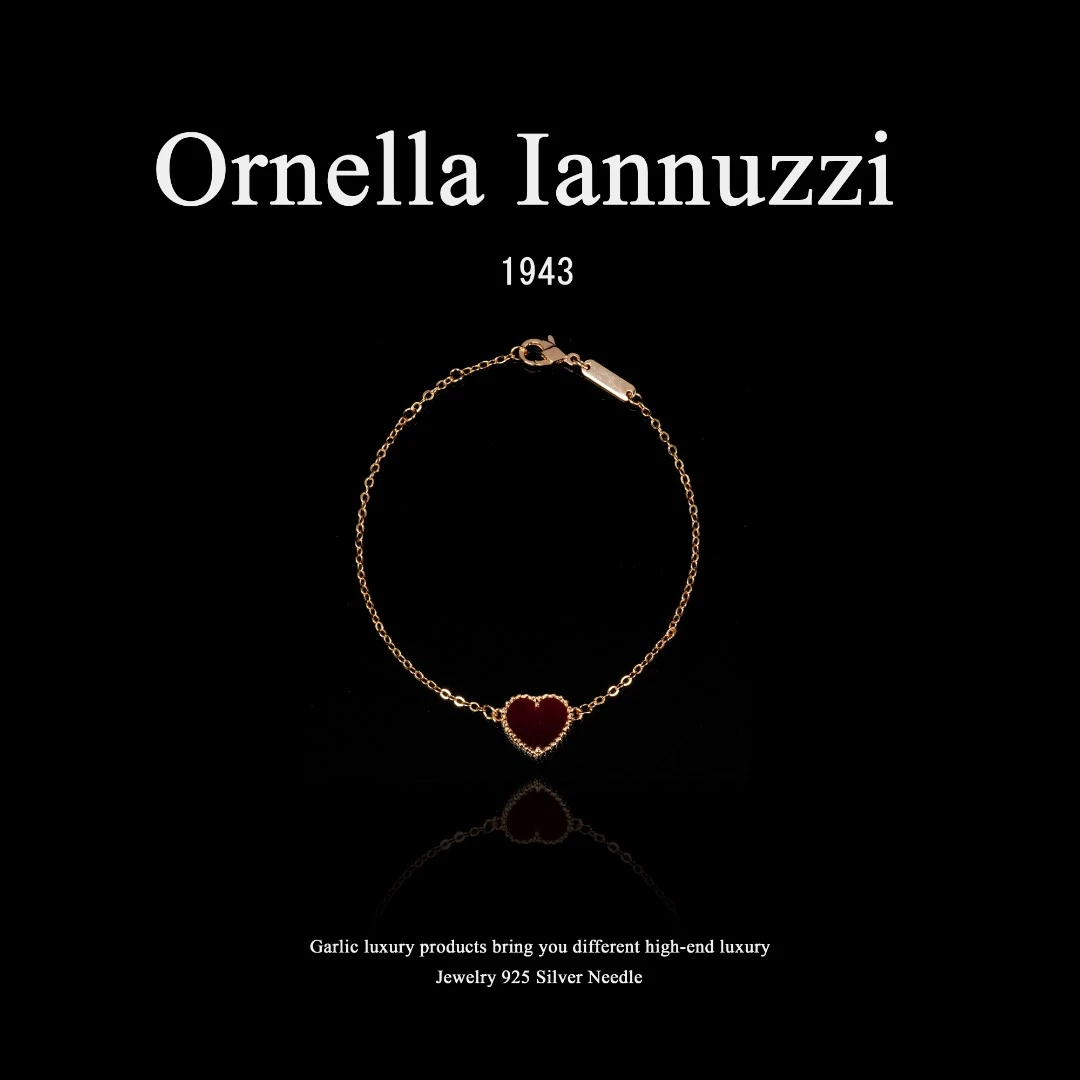 Ornella Iannuzzi手链~1943