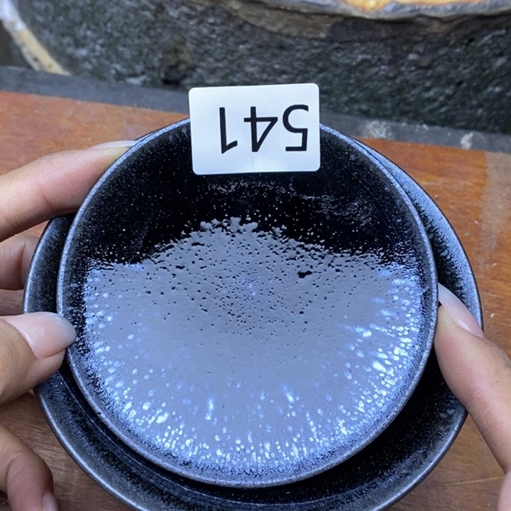 茶盏领口小粉狂魔v吃烤面包v过