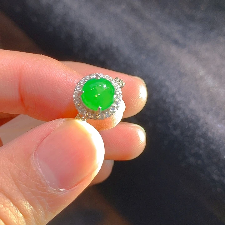 【闪购商品】翡翠颈饰银S925镶嵌翡翠