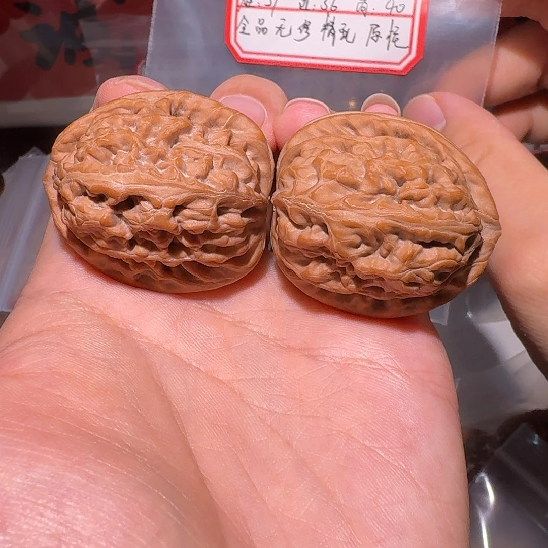 吊坠文玩核桃39全品蓟县原生树红锦鲤