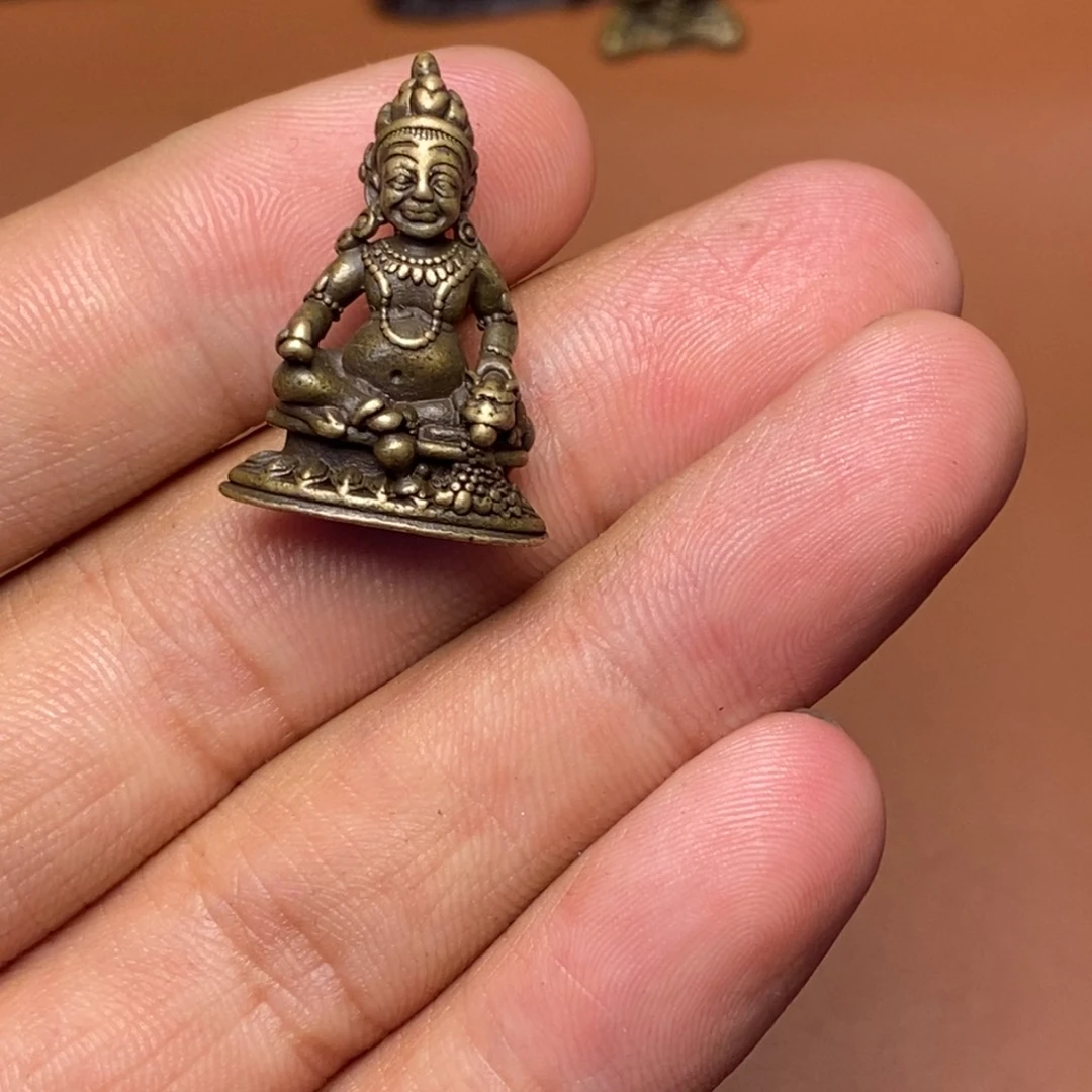 泥塑承**一藏传牌子……