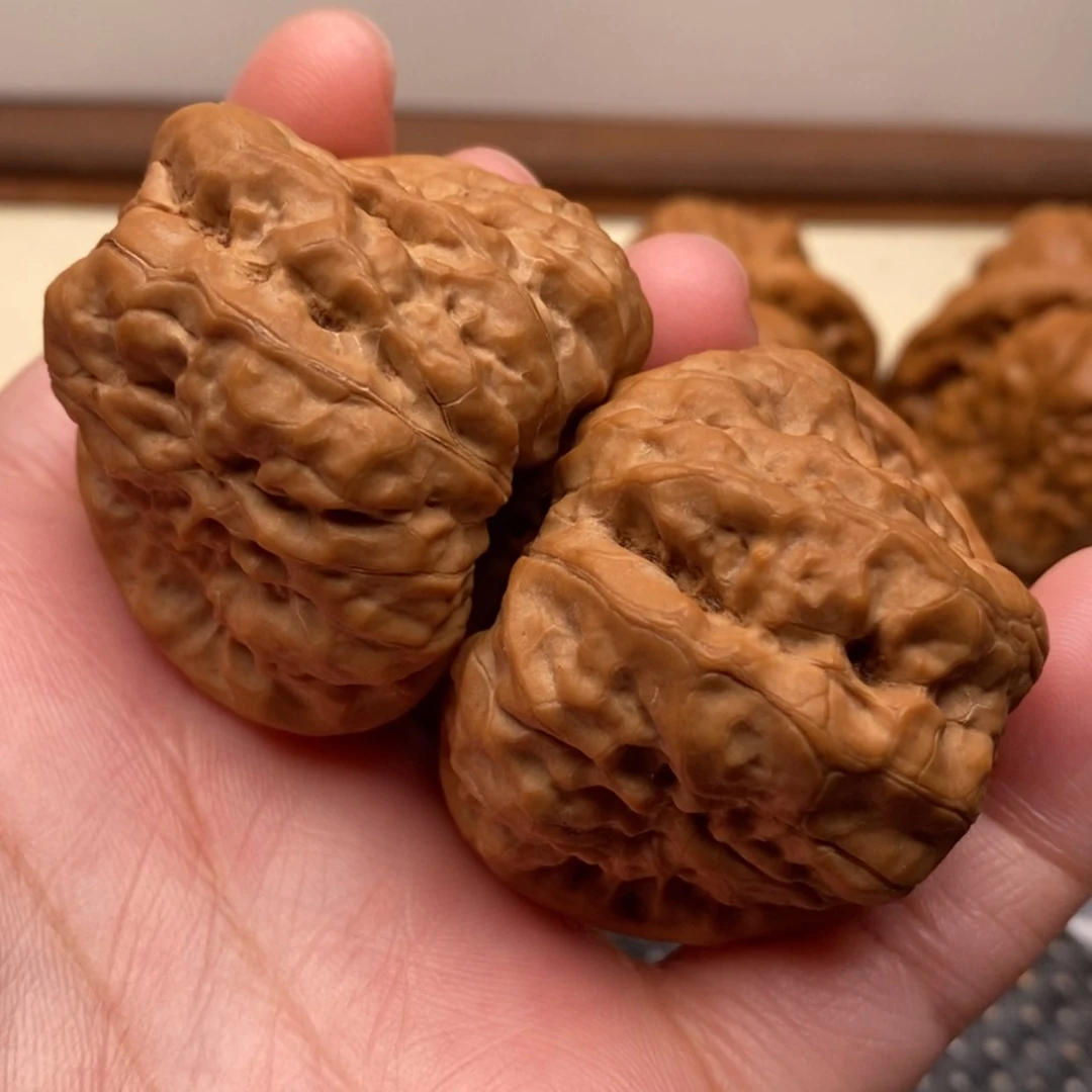 【闪购商品】把件文玩核桃大蹬腿边42左右