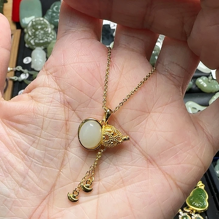 颈饰银S925镶嵌和田玉