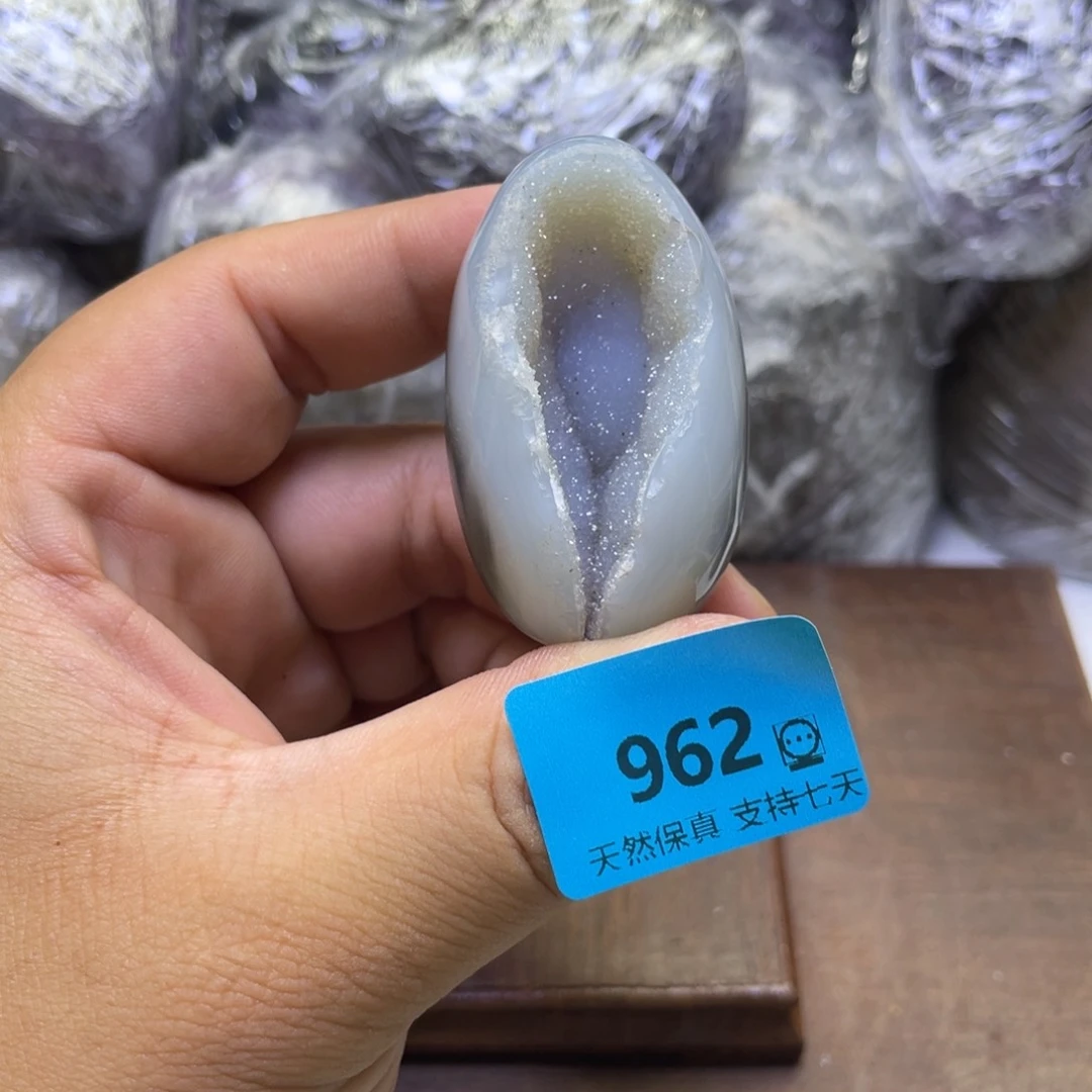 未镶嵌水晶大型摆件（非配饰）