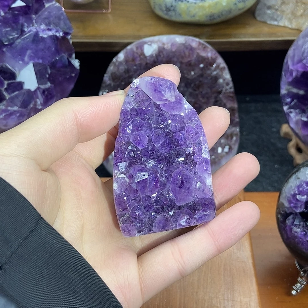 紫晶大型摆件（非配饰）未镶嵌