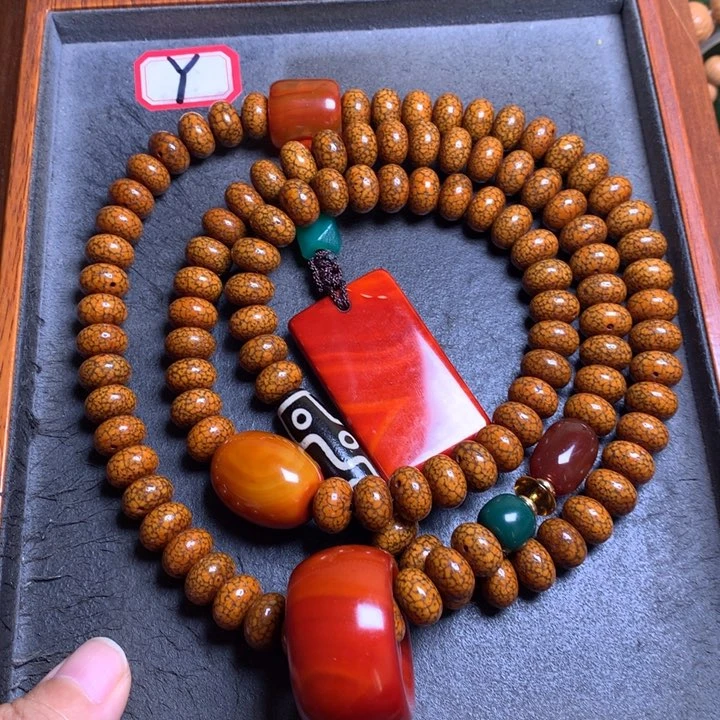 星月菩提吊坠菩提