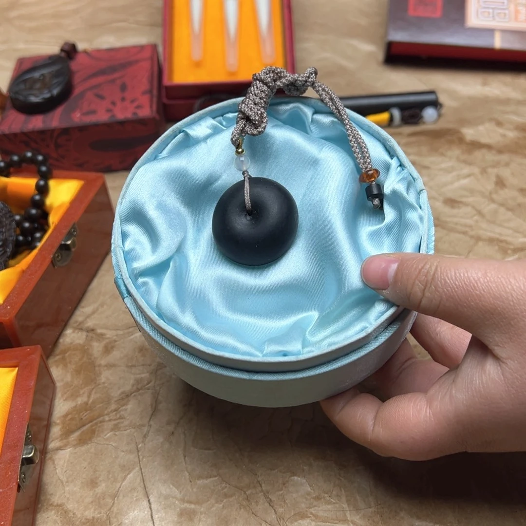 大叶紫檀（黑酸枝木类）