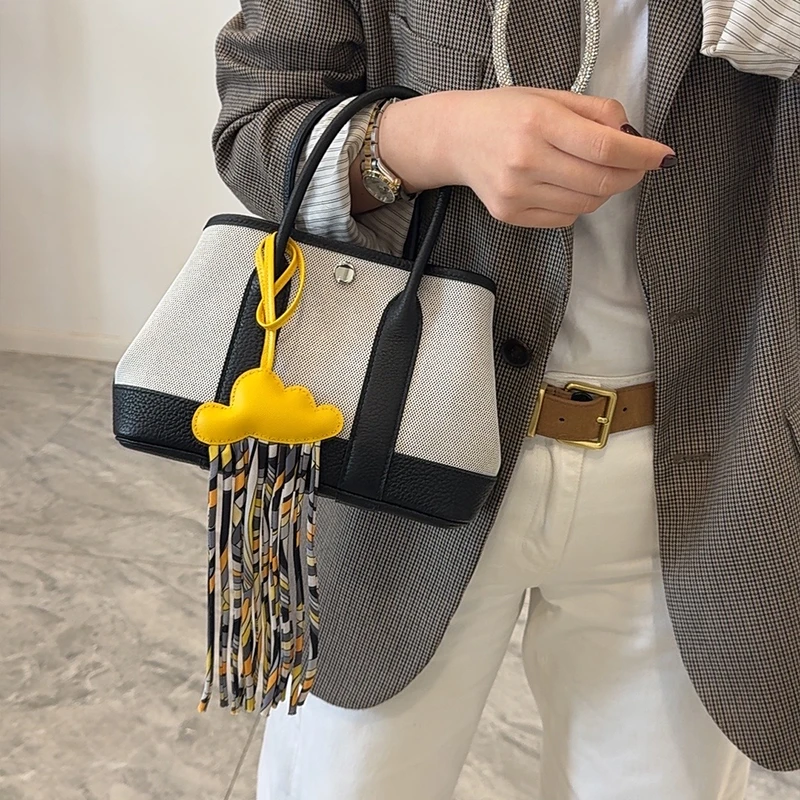 CaitinKaie轻奢----羊皮拼流苏云朵包包挂件1589彩色缎面手缝挂饰