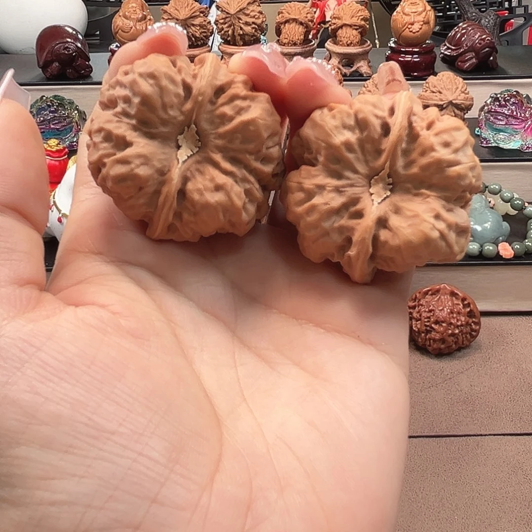 张***祖核桃40四开背蛤蟆头