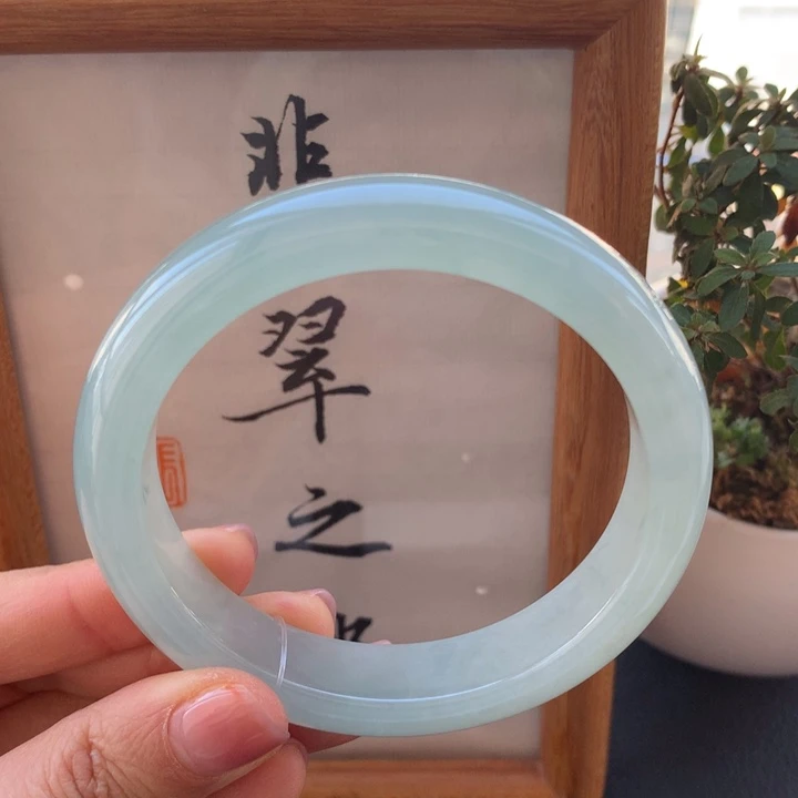 翡翠手镯未镶嵌翡翠手镯58