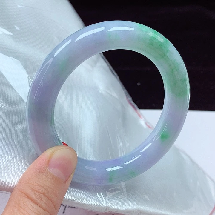 未镶嵌手镯翡翠55圈！捡漏