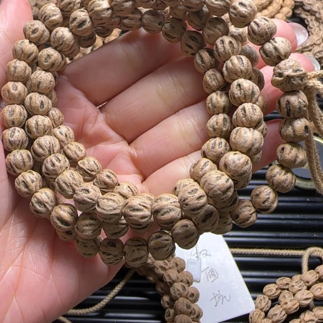 【闪购商品】柏香籽/百香籽吊坠周*