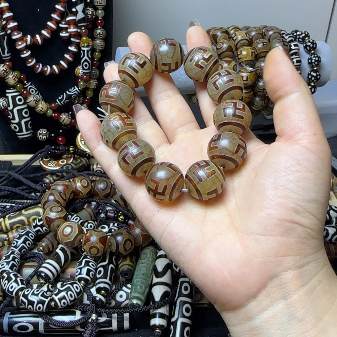 玛瑙/玉髓合金颈饰