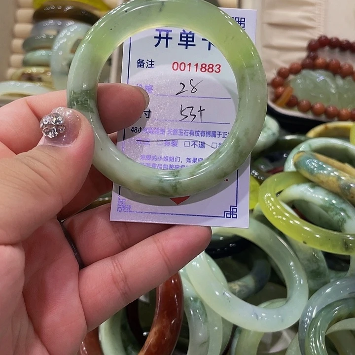 未镶嵌蛇纹石玉手镯