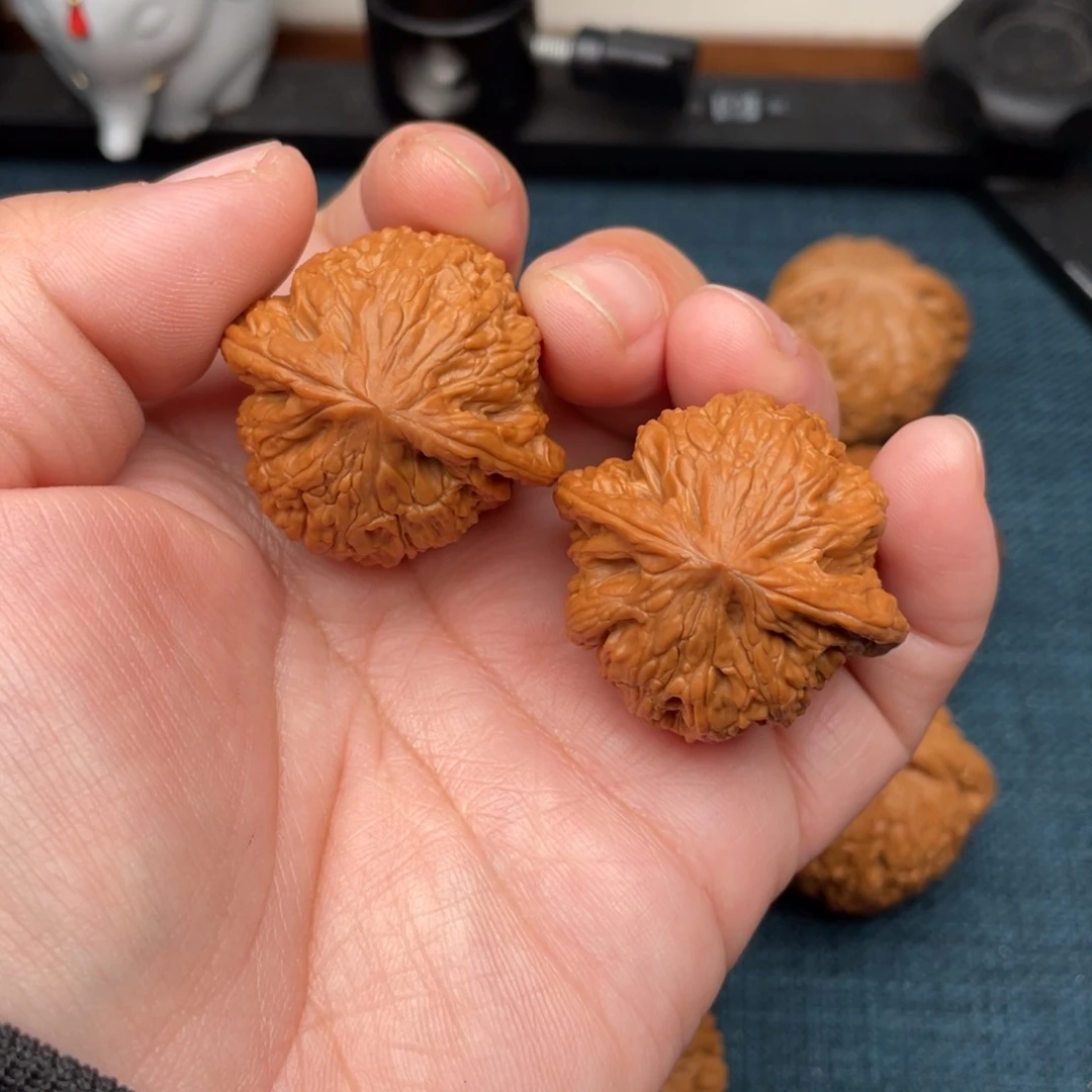 把件文玩核桃全品平谷绣球36