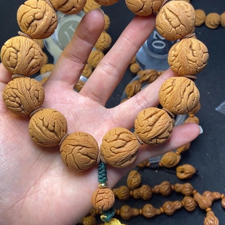 吊坠桃核秦岭龙纹桃核23尺寸