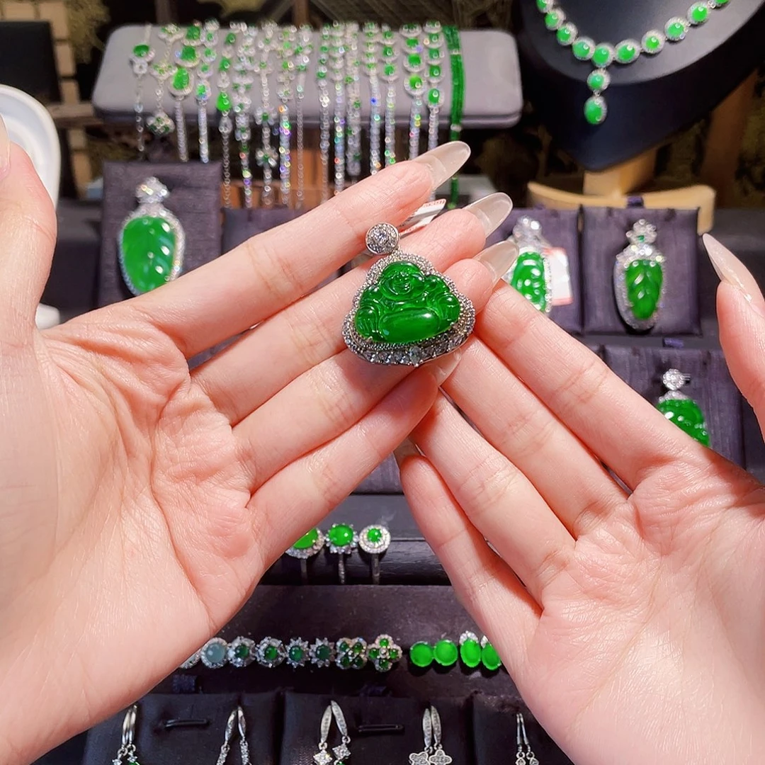 ***兮翡翠银S925镶嵌颈饰佛公