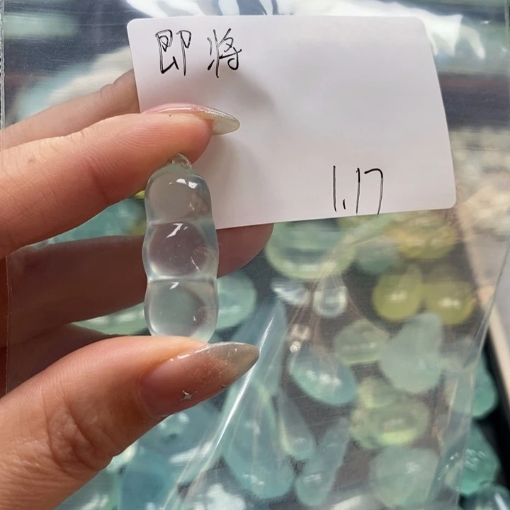 蛇纹石玉手镯未镶嵌即**富