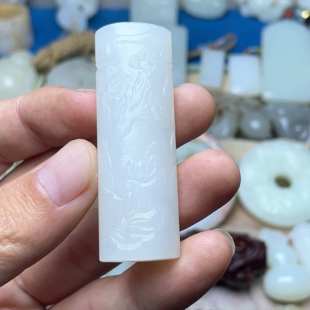 未镶嵌和田玉车挂