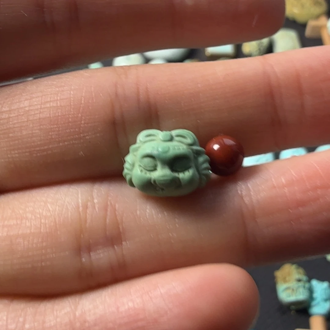 南红玛瑙未镶嵌珠宝奇石