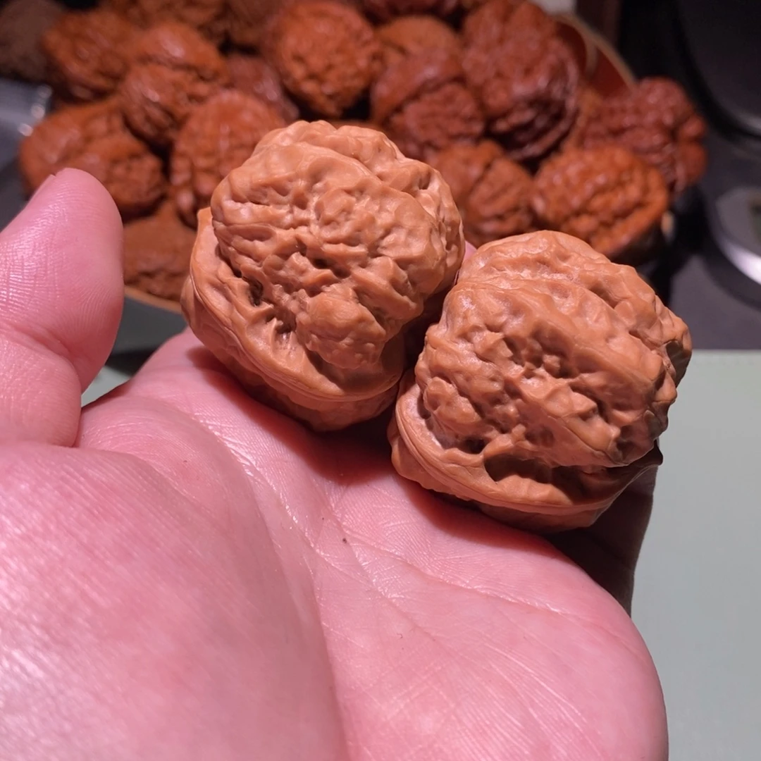 文玩核桃吊坠37边42肚蛤蟆头11167