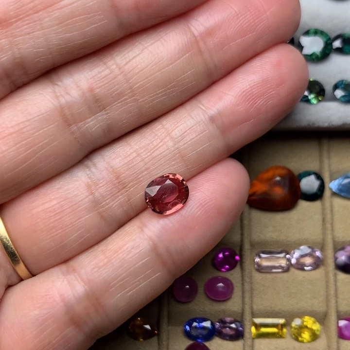 未镶嵌裸石规格碧玺