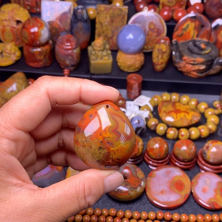 玛瑙/玉髓吊坠未镶嵌