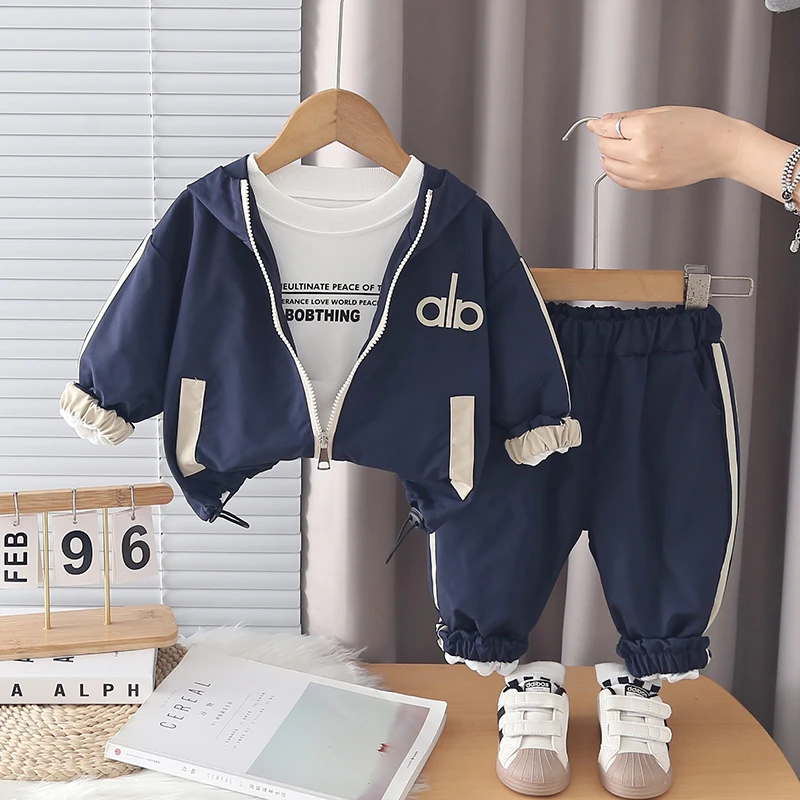 男童春秋三件套2026洋气时髦儿童春装1-5岁宝宝炸街新款衣服