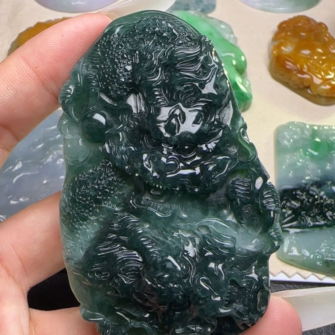 翡翠未镶嵌颈饰天然缅甸翡翠A货