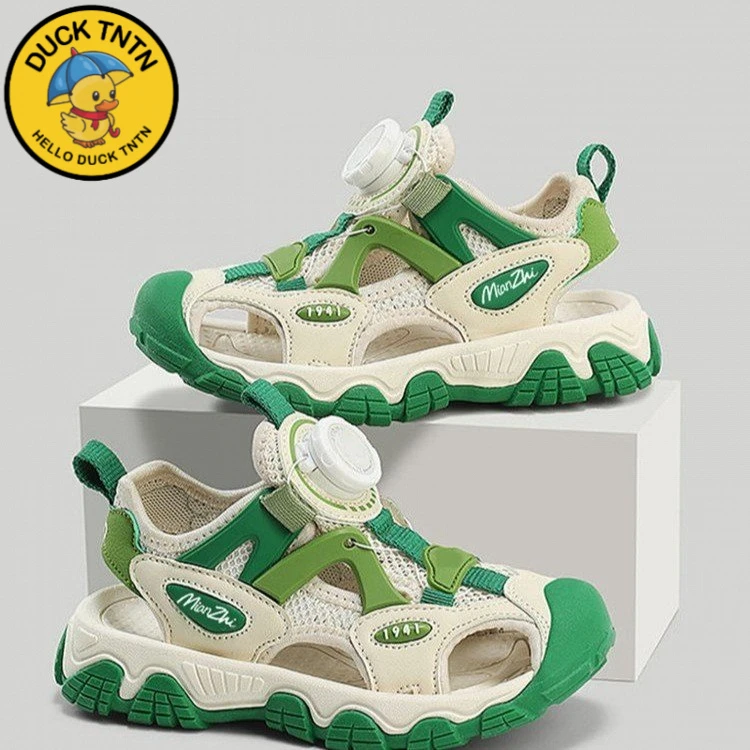 潮牌小黄鸭儿童沙滩鞋旋钮扣防撞包头运动软底男童凉鞋夏季2025新