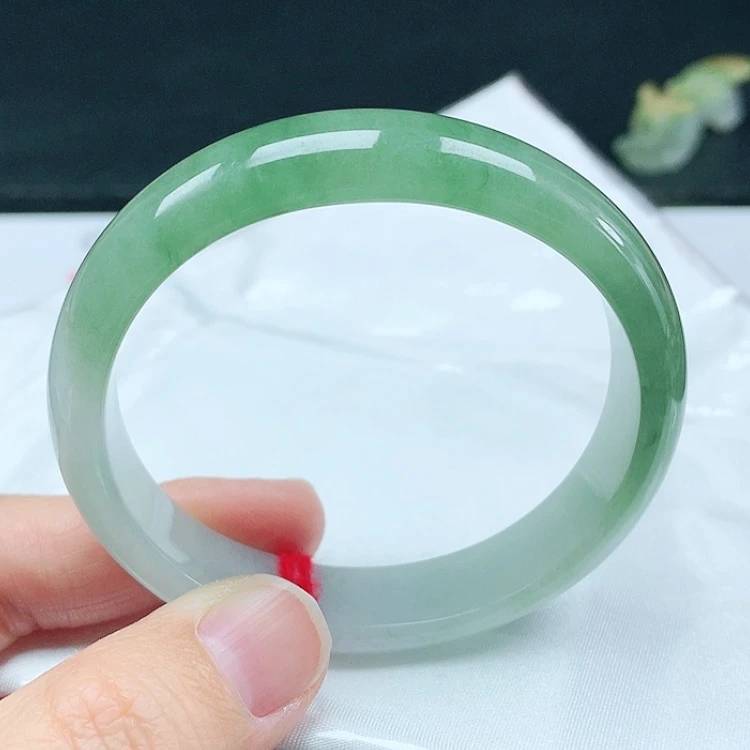 【闪购商品】翡翠手镯未镶嵌天然翡翠手镯